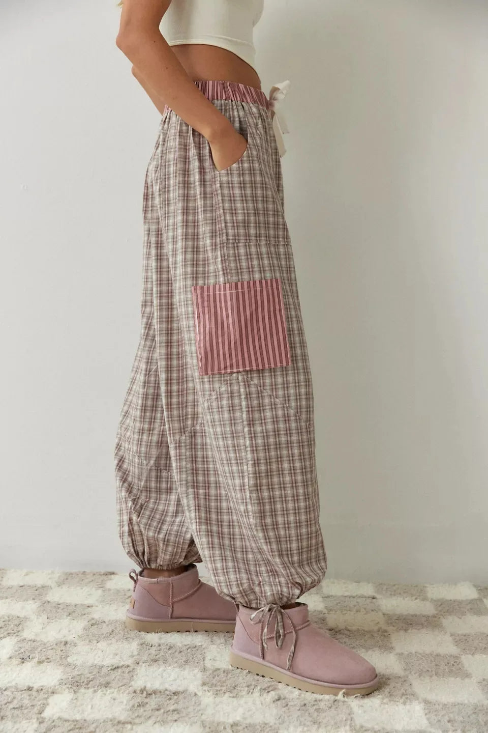 Dames Pyjama Set met Knoopdetail en Trekkoordbroek