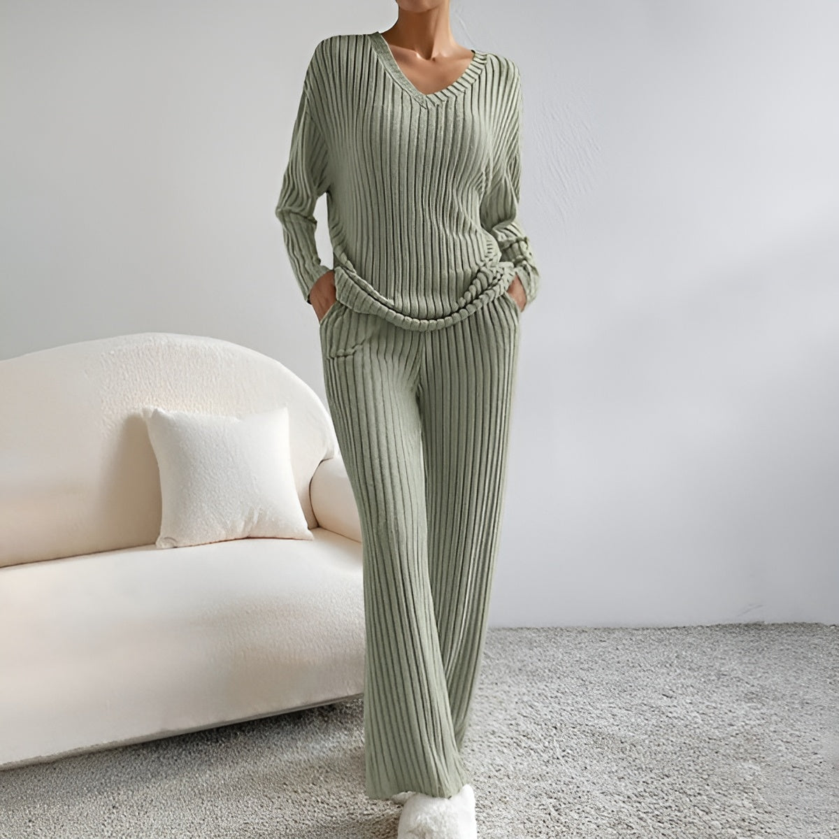 Gianna - Gebreide Set met V-Hals Trui en Broek