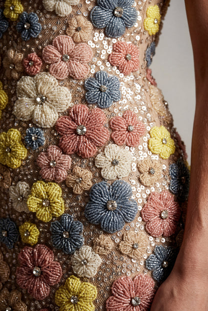 Floral Pastel Floral 3d Embroidered Fitted Maxi Dress - Photo 4