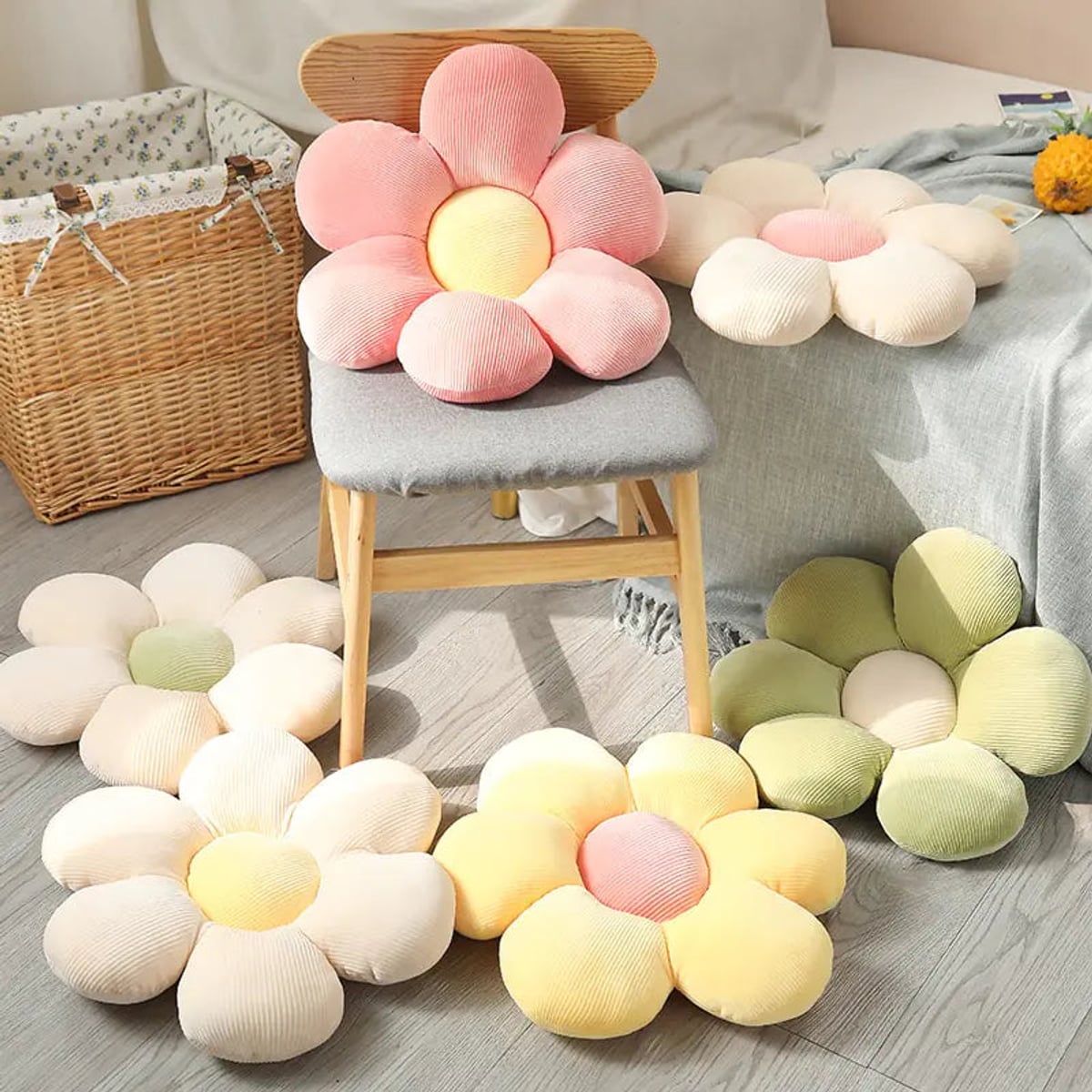 flower-shaped floor seat pad
