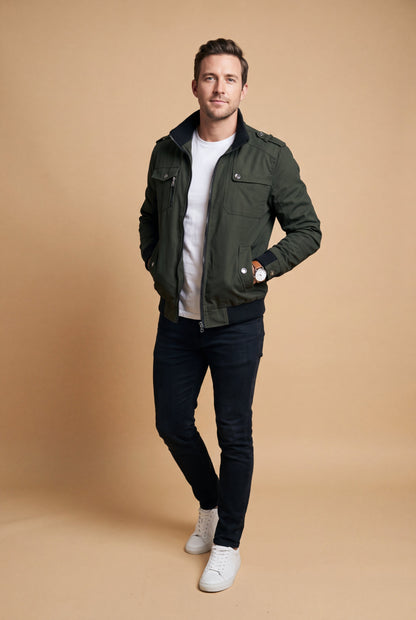 Men's Bomber Jacket Classic Fit in Green — studio bomber