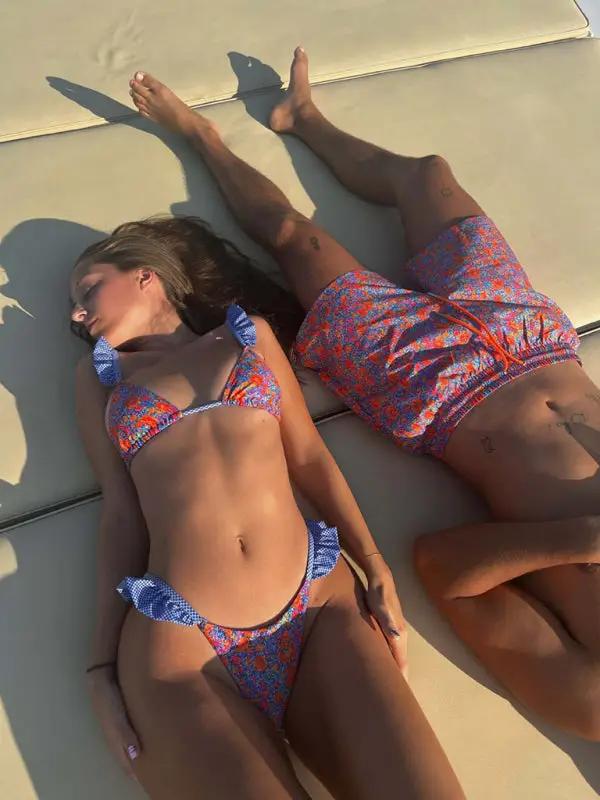 Livia - Sexy Tweedelige Bikini met Ruffles en Split Design