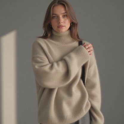 Sweter damski oversize z golfem z kaszmiru – widok produktu 8 | Ionotix