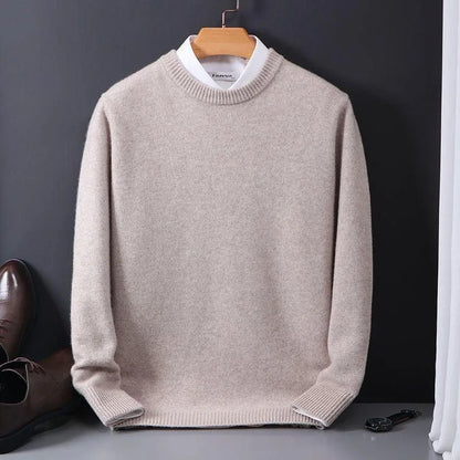Laurent ronde hals pullover in bordeauxrood, close-up vooraanzicht