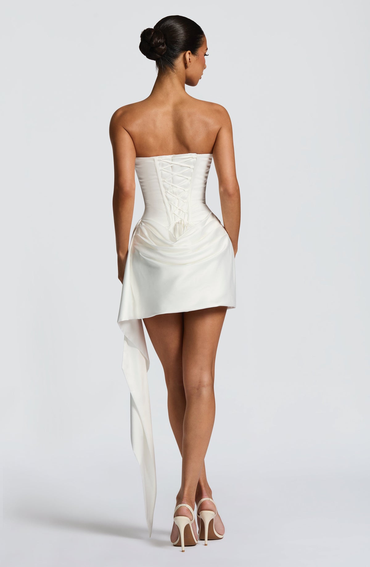 Dames Mini Jurk Strapless met Sjaaldetail