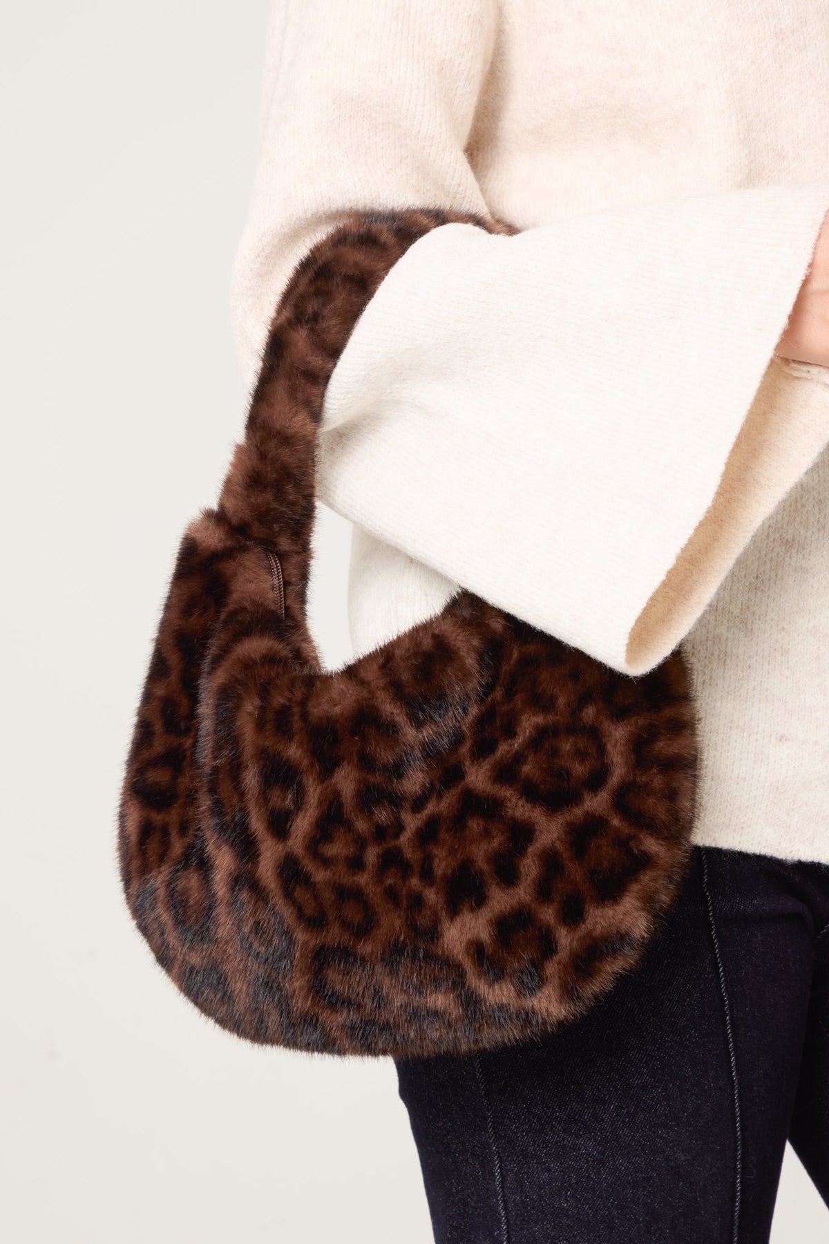 Dames Schoudertas Luipaardprint met Fluffy Afwerking