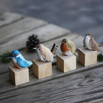 robin decorative bird sculpture