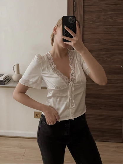Dames Getailleerde Blouse – Met Kant, Geschikt voor Werk en Dagelijks Gebruik