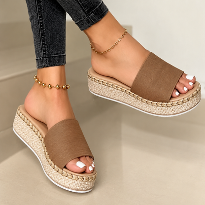 Lola – sandały o naturalnej elegancji