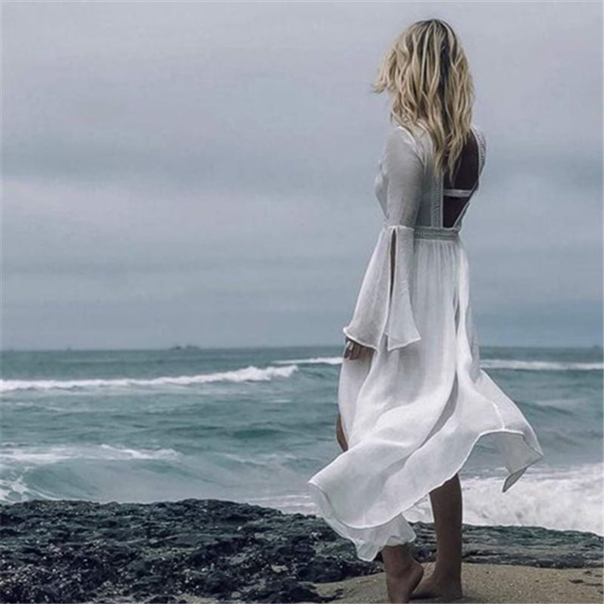 Dames A-lijn Maxi Jurk – Open Rug, Flared Mouwen, Geschikt voor Zomer en Strandgebruik